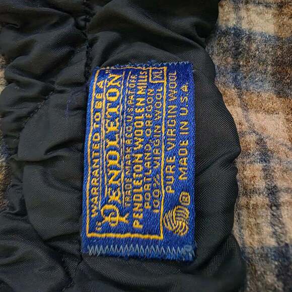 Vintage Pendleton Shirt 100% Pure Virgin Wool Plaid Made in USA youth XL - Picture 5 of 5